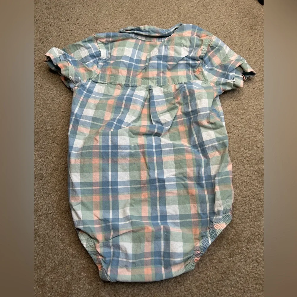 Oshkosh B’Gosh Checkered Bodysuit 24Months